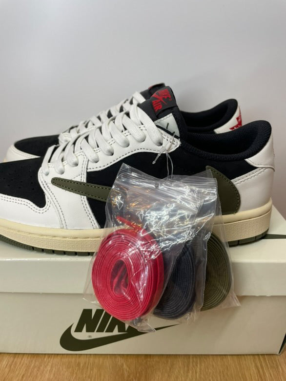 Travis Scott Olive