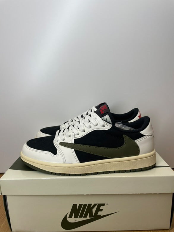 Travis Scott Olive
